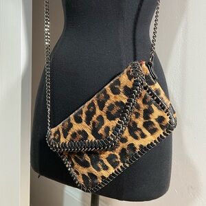 Sondra Roberts Cheetah Print Crossbody Purse